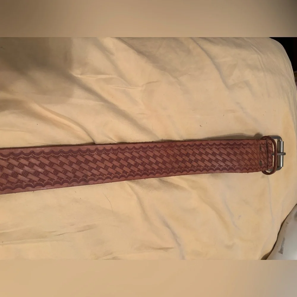 Vintage Nicholas basket weave cowhide belt